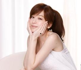 娱乐圈吃瓜王心凌是谁啊,揭秘心凌的瓜界传奇